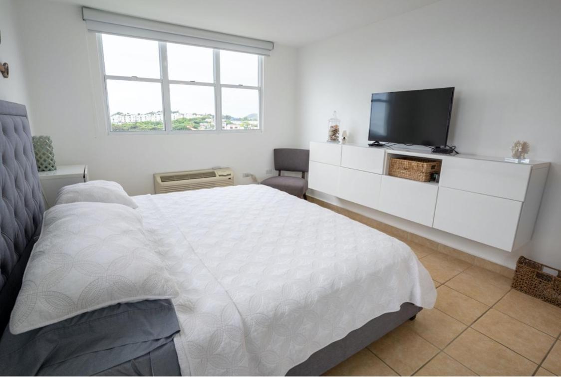 Luxury Apartment With Ocean Views Fajardo Exteriör bild